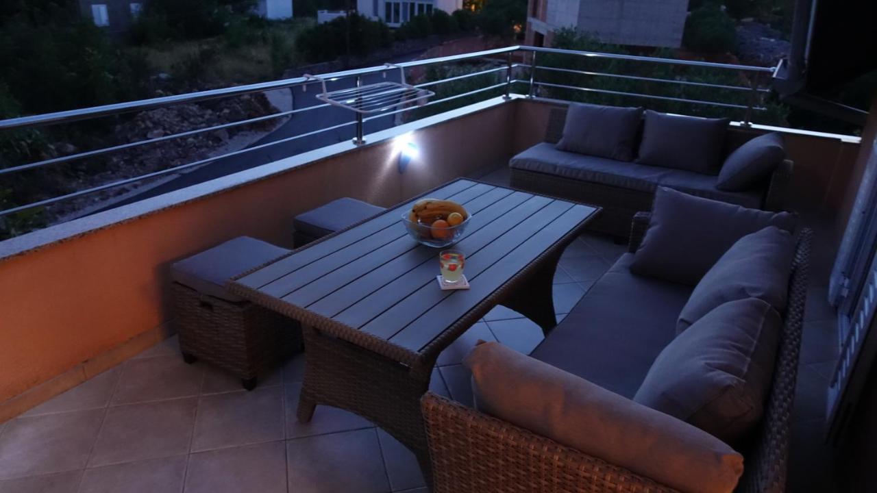 Vodice Family Apartment Exterior photo